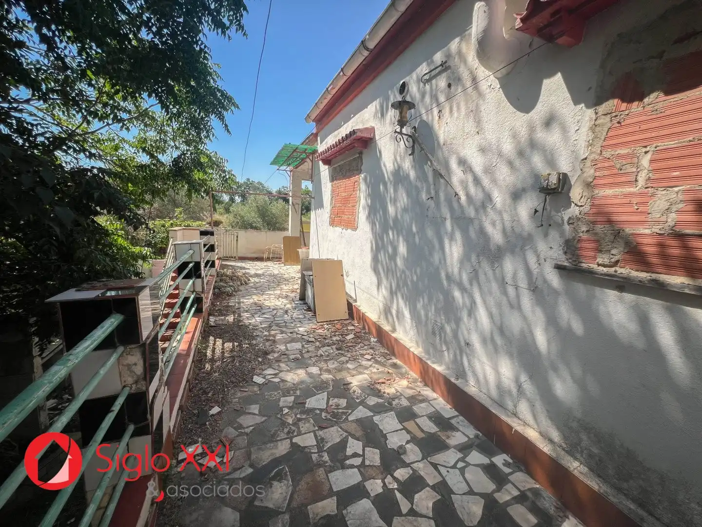 Vista exterior de Casa o xalet en venda en Castellón de la Plana / Castelló de la Plana amb Terrassa, Traster i Piscina