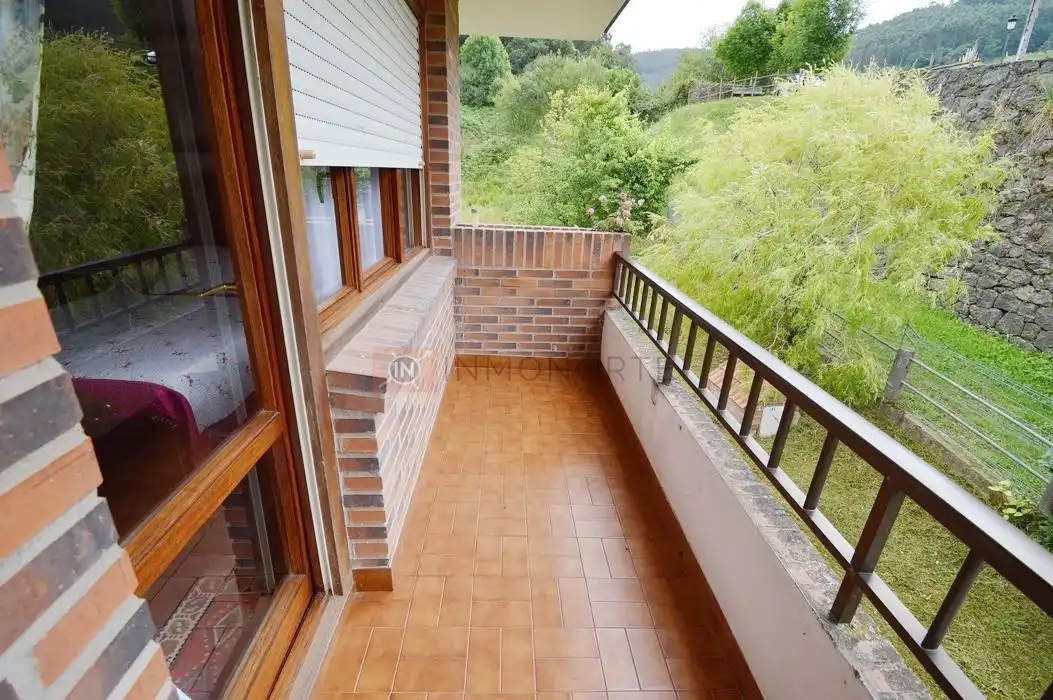 Terraza de Casa o chalet en venta en Limpias con Calefacción, Jardín privado y Amueblado