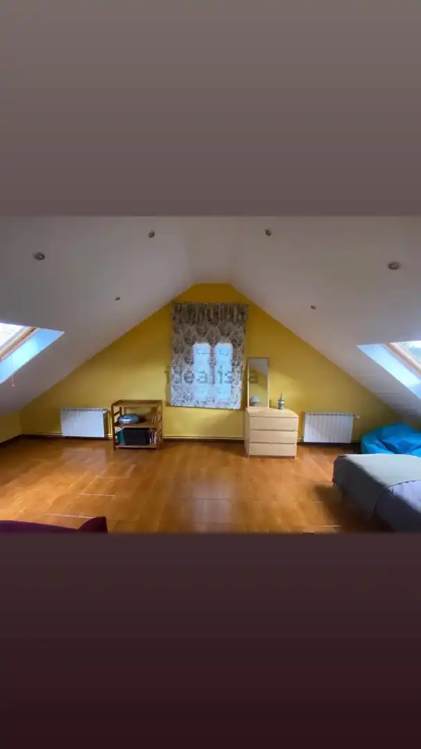 Dormitori de Casa o xalet en venda en Becerril de la Sierra amb Aire condicionat, Calefacció i Jardí privat