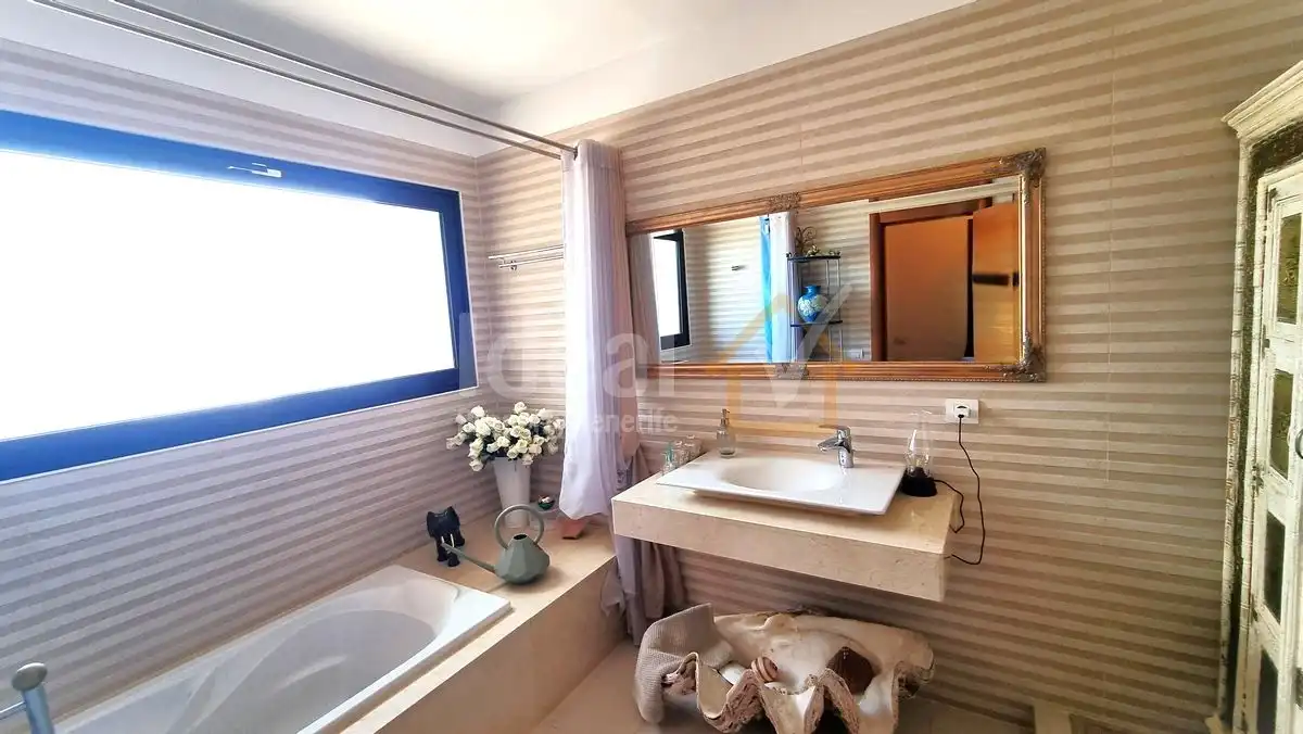 Detached house with pool for sale in Costa Adeje, imagen 24