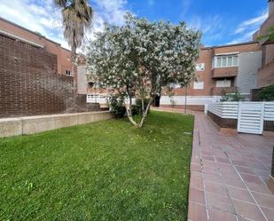 Jardí de Casa o xalet en venda en Alcorcón amb Aire condicionat i Piscina