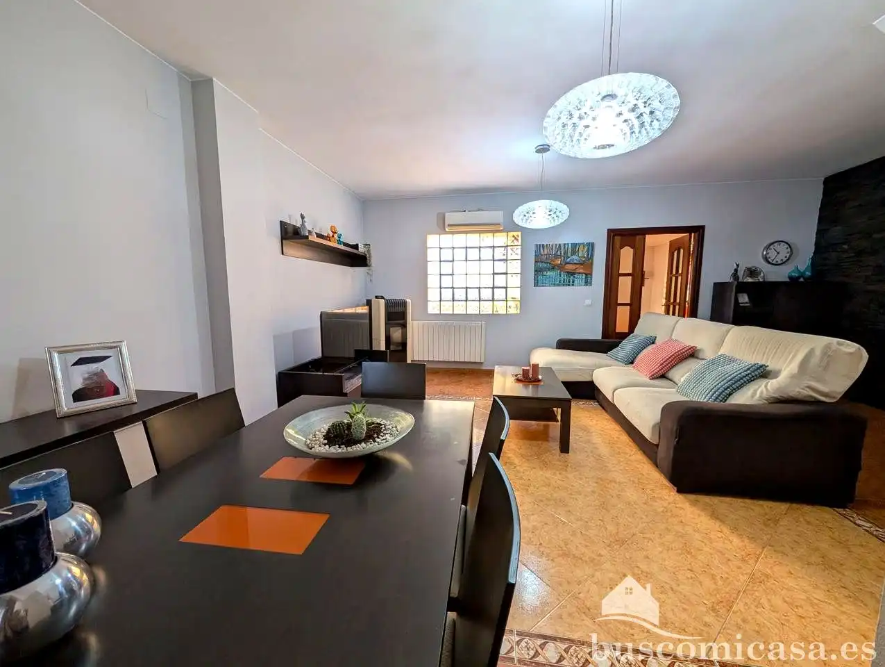 Sala d'estar de Casa o xalet en venda en Guarromán amb Aire condicionat, Calefacció i Terrassa