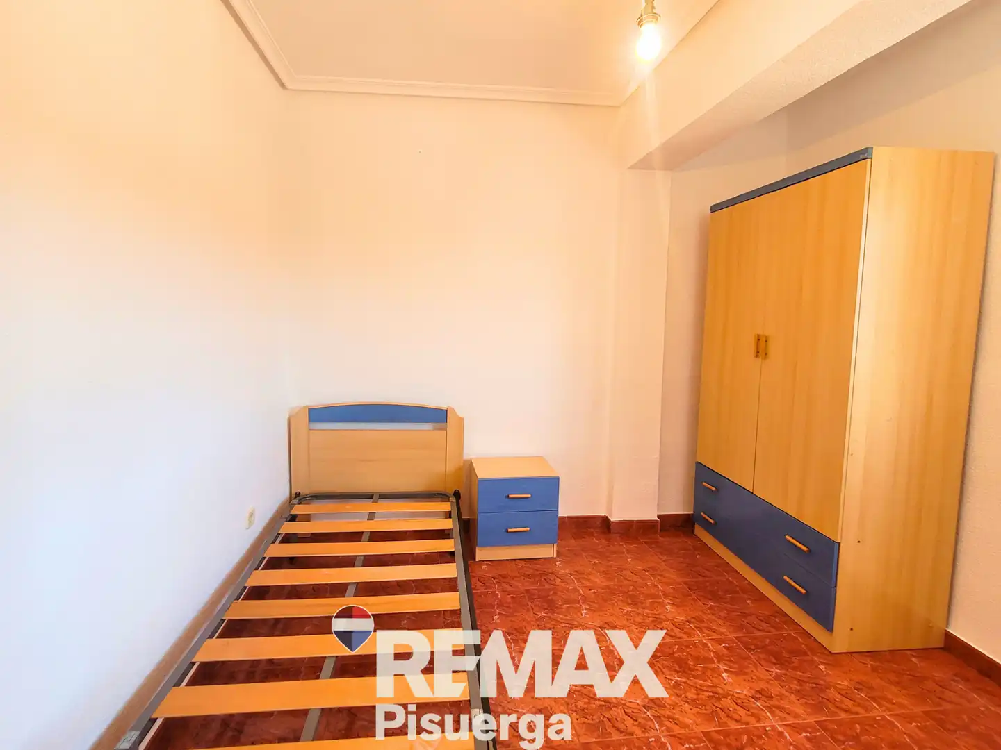 Habitación de Piso en venta en Valladolid con Calefacción y Balcón