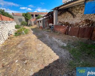 Casa o xalet en venda en La Parrilla  amb Jardí privat, Terrassa i Traster