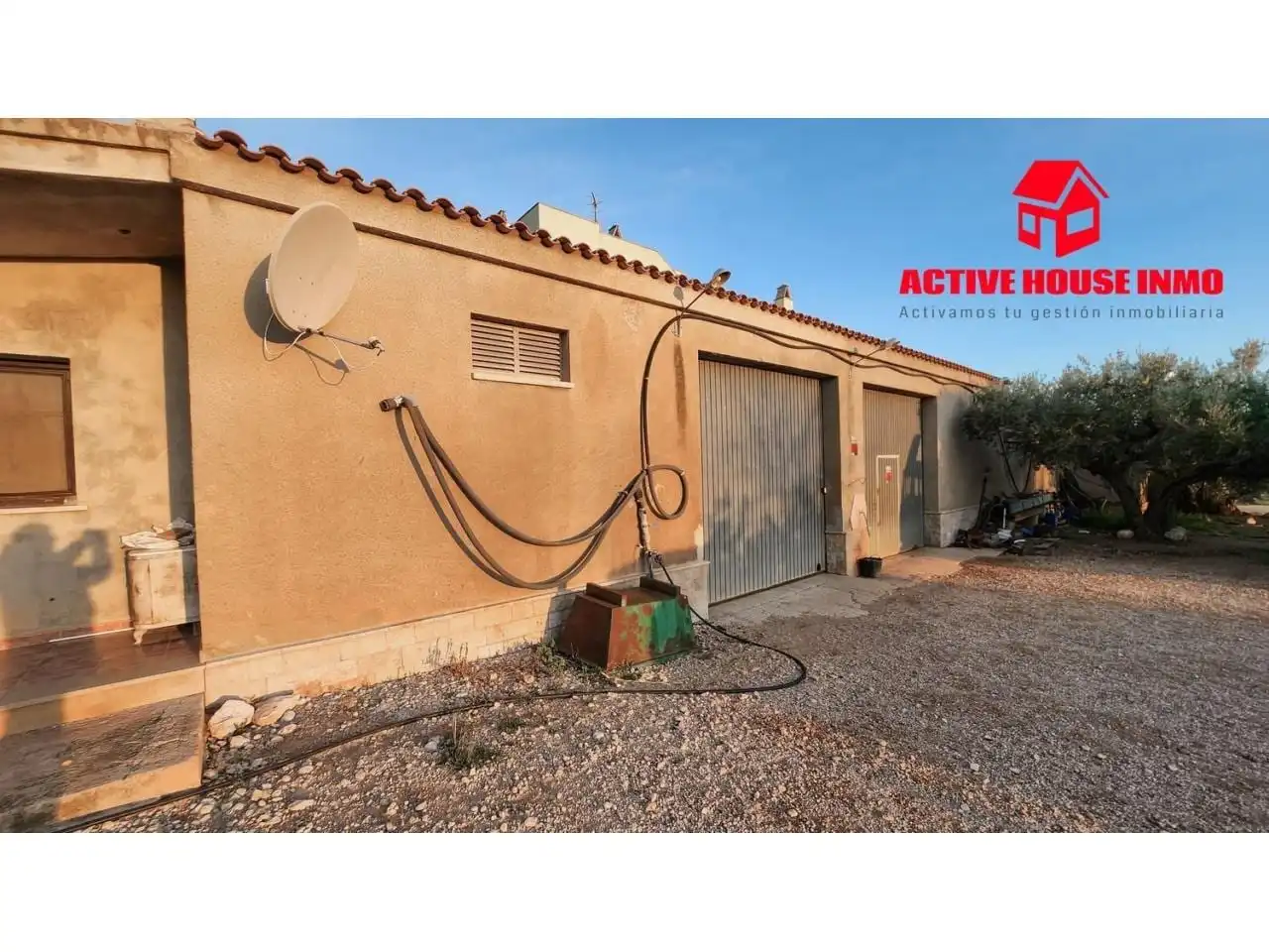 Vista exterior de Finca rústica en venta en Camarles con Jardín privado, Terraza y Trastero