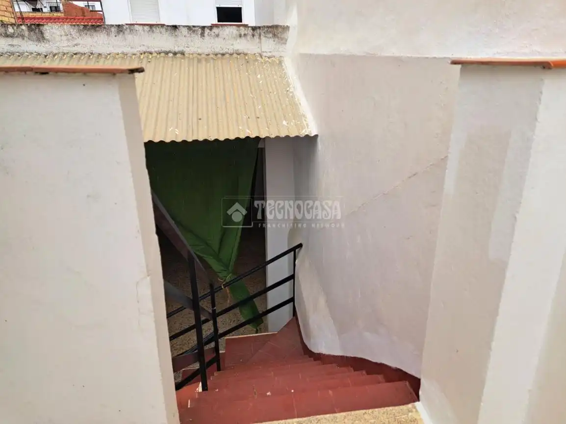 Detached homes for sale in Pilas  with Balcony