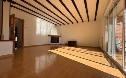 Living room of Single-family semi-detached to rent in San Lorenzo de El Escorial  with Heating, Private garden and Storage room