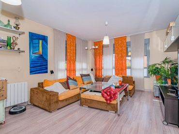 Piso con piscina en venta en Norte