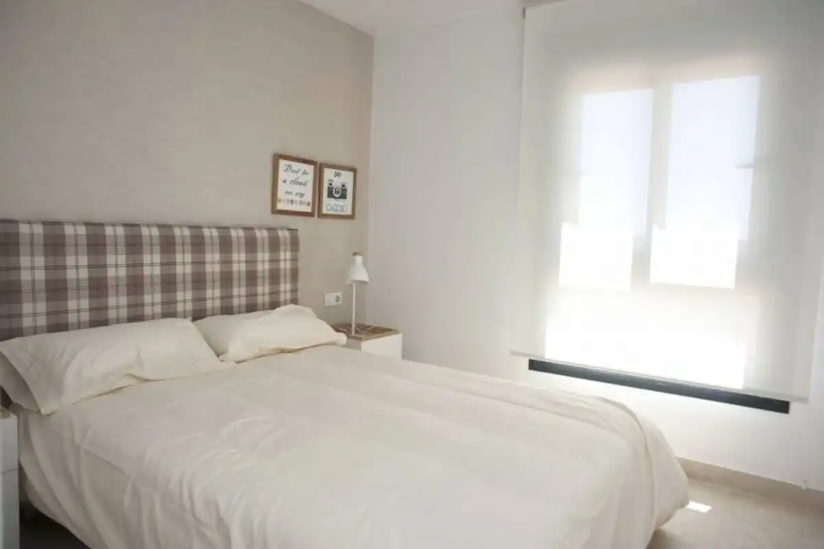 Habitación de Piso en venta en Elche / Elx con Aire acondicionado, Jardín privado y Parquet