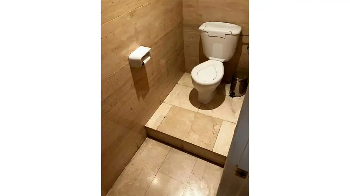 Bany de Local en venda en  Logroño