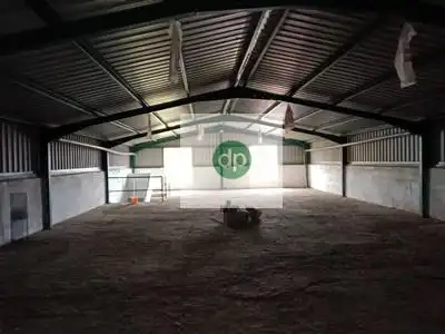 Nau industrial en venda a Dehesilla de Calamón - Campomanes