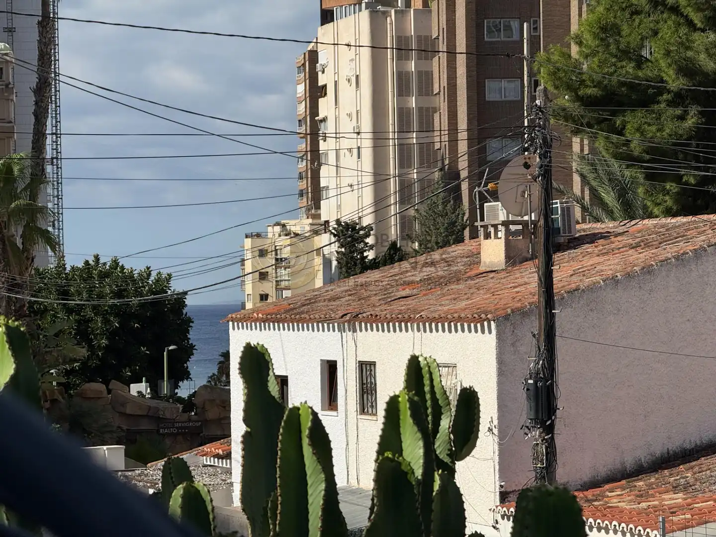 Vista exterior de Casa o chalet en venta en Benidorm con Aire acondicionado, Calefacción y Jardín privado
