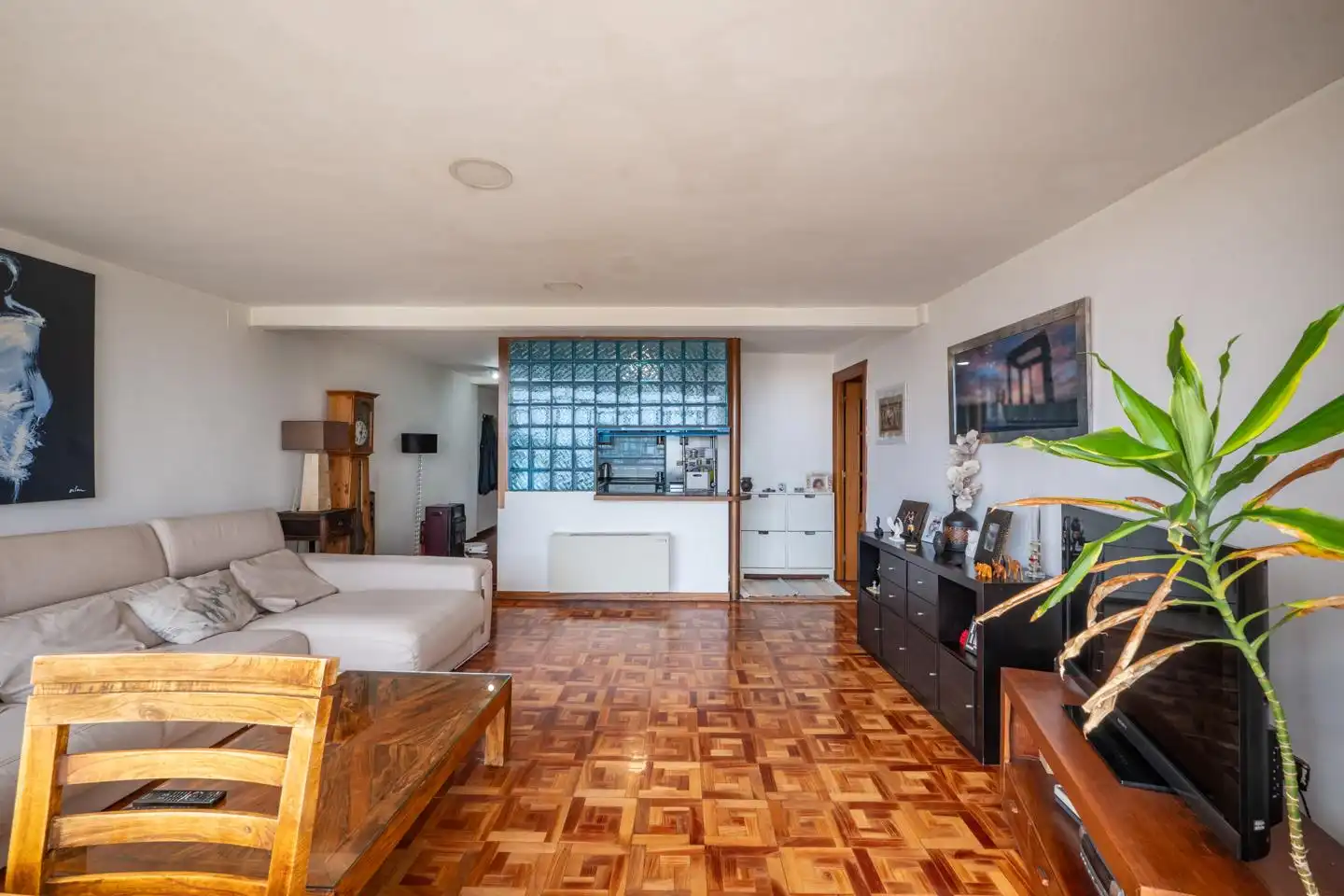 Sala d'estar de Planta baixa en venda en Ávila amb Calefacció i Moblat