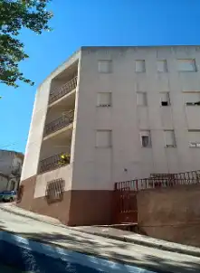 Piso en venta en Calle Cervantes 100