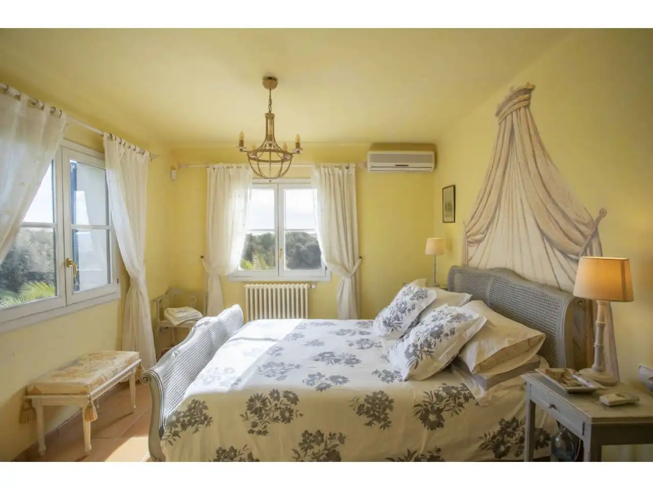Habitación de Finca rústica en venta en Montuïri con Aire acondicionado, Calefacción y Jardín privado