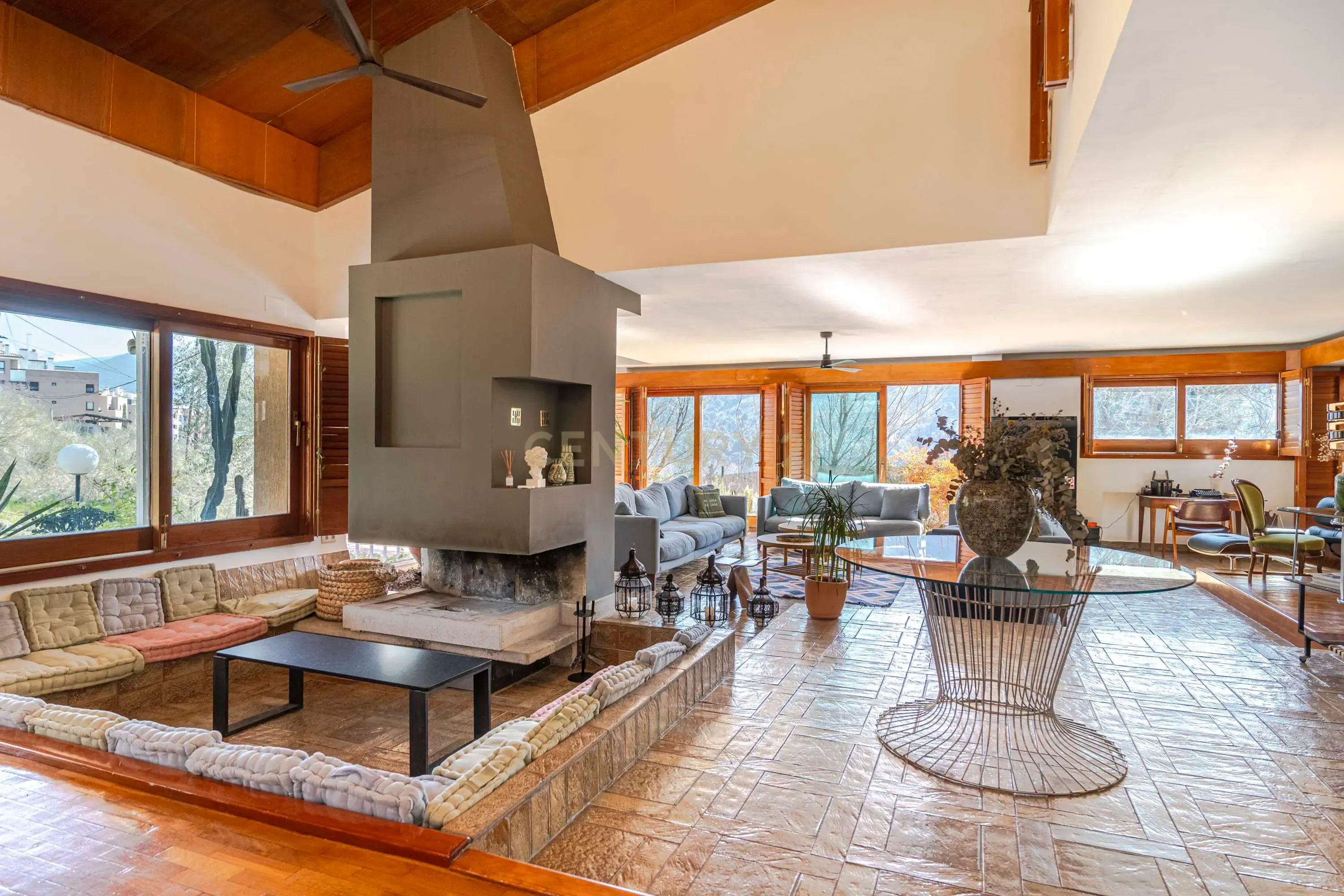 Living room of House or chalet for sale in  Granada Capital  with Private garden and Alarm