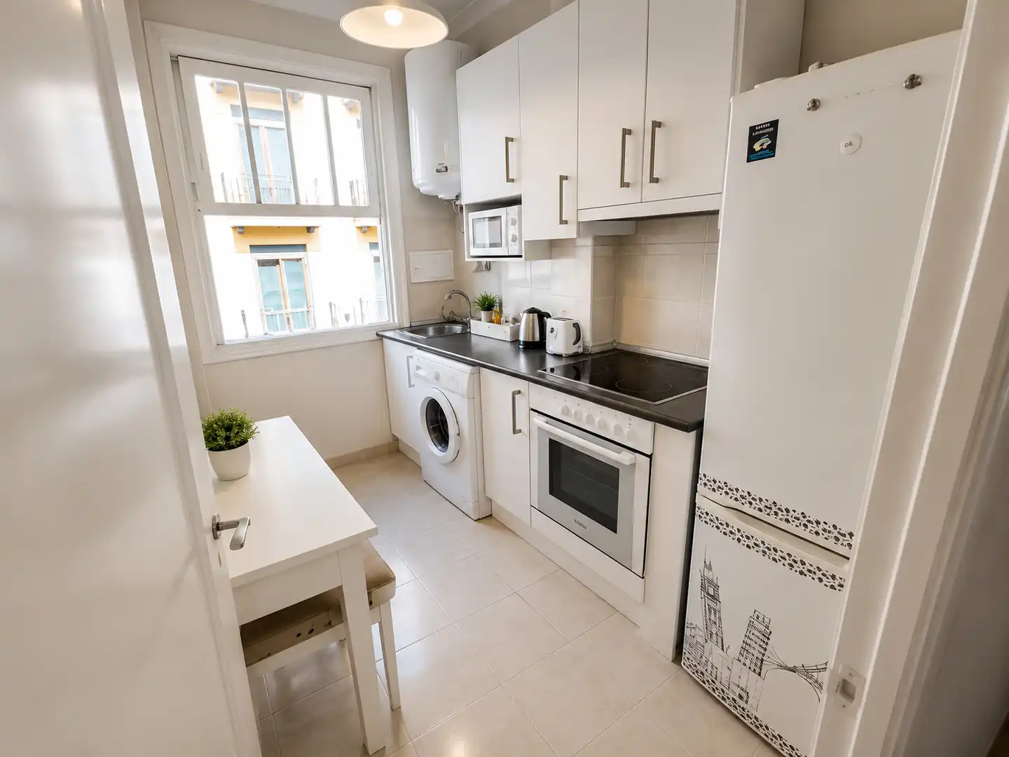 Küche von Wohnung zur Miete in Santander mit Möbliert und Ofen
