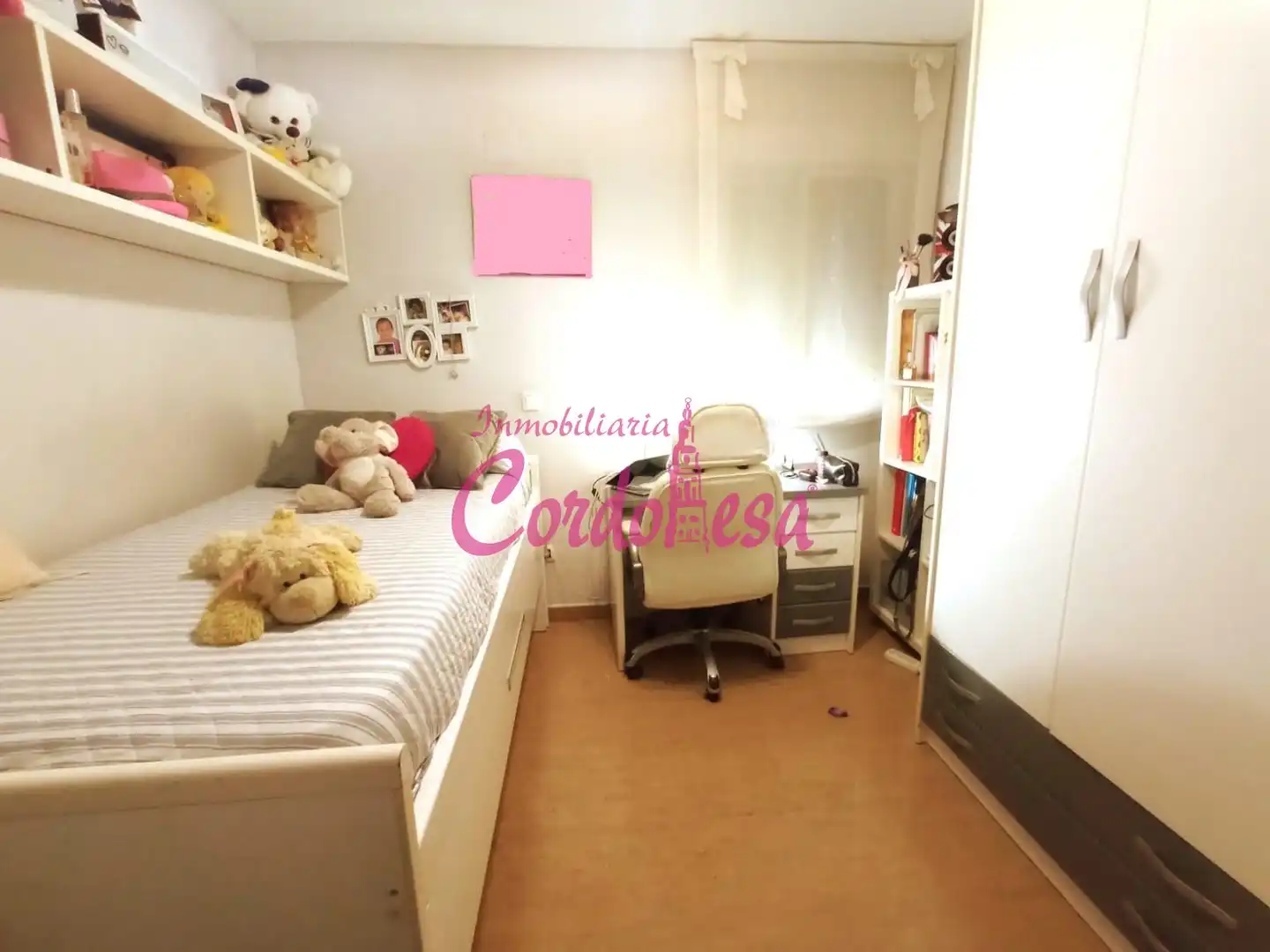 Bedroom of Flat for sale in Córdoba  with Air Conditioner and Terrace
