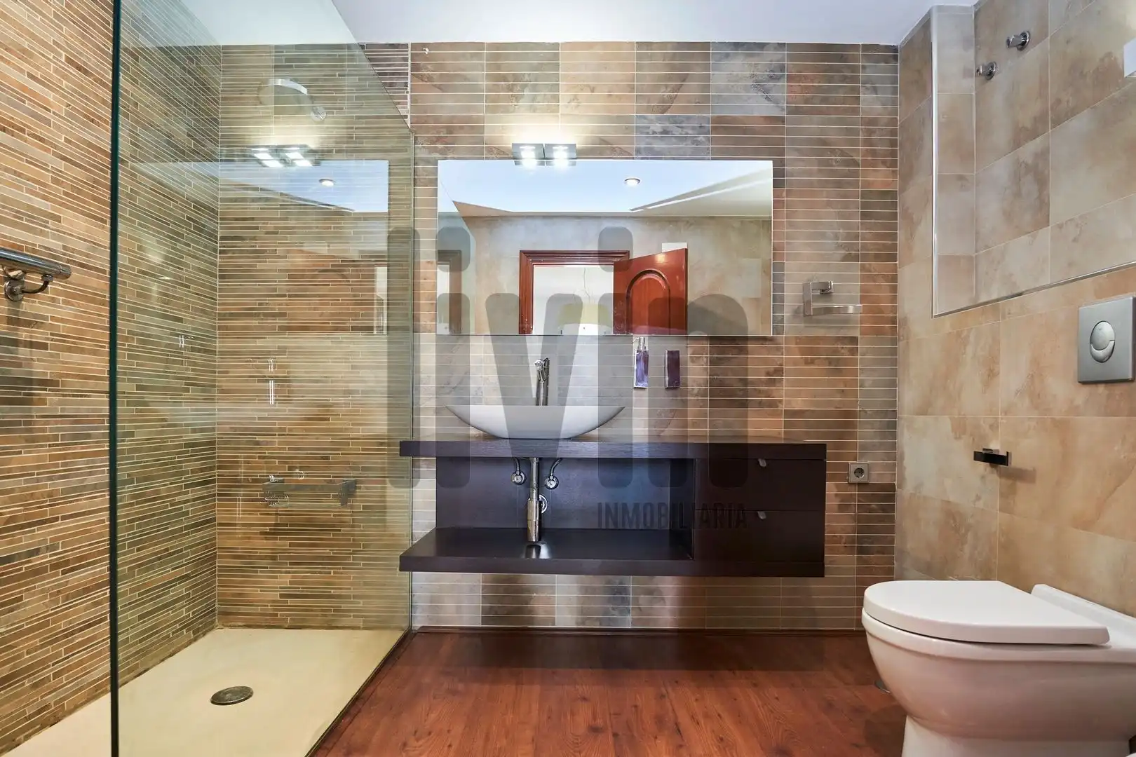 Bathroom of Houses for sale in Jaén  with Air Conditioner, Heating and Terrace