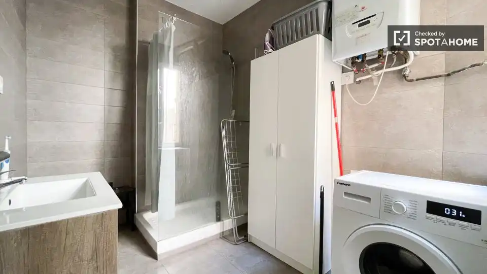 Habitación en Cuatro Caminos - Azca
