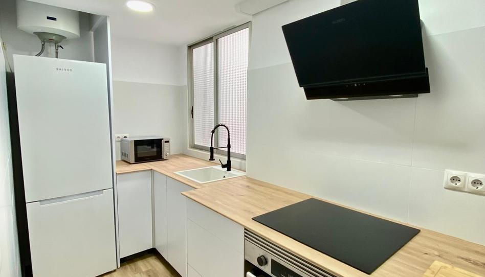 Foto 1 de Apartament de lloguer a Avenida de la Malvarrosa, La Malva-rosa, Valencia