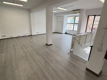 Oficina de lloguer a Avinguda de Martí Pujol 123