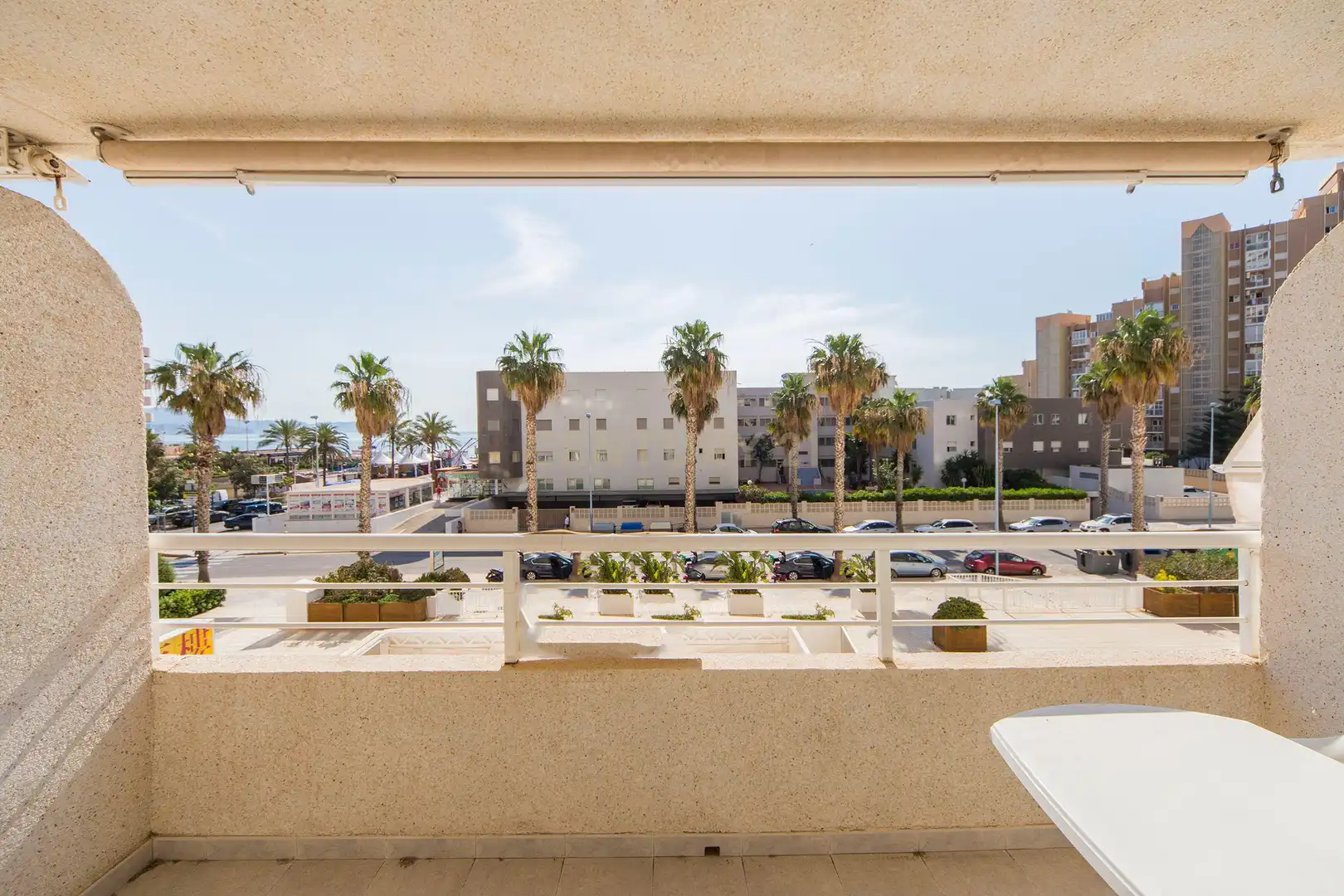 Terrassa de Apartament en venda en Calpe / Calp amb Aire condicionat, Balcó i Piscina comunitària