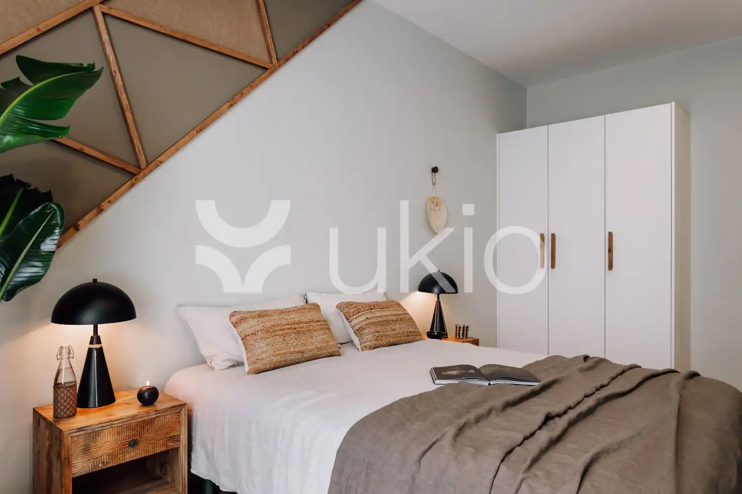 Habitación de Apartamento de alquiler en Barcelona con Aire acondicionado, Calefacción y Amueblado