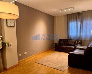 Living room of Flat for sale in  Madrid Capital  with Air Conditioner and Heating