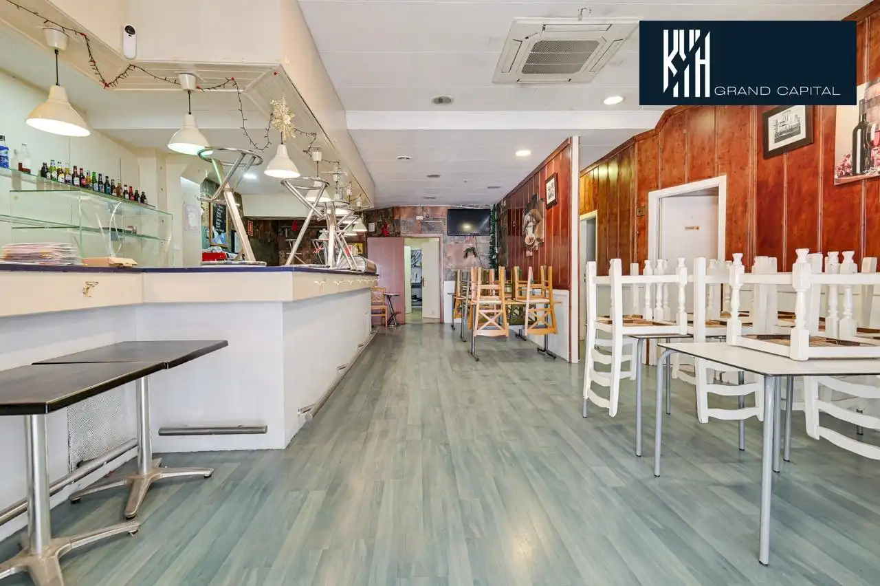 House with terrace for sale in MENDEZ NUÑEZ, imagen 3