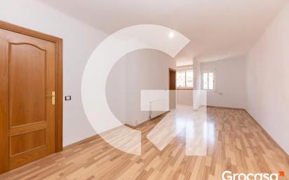 Bedroom of Flat for sale in  Barcelona Capital  with Heating and Oven