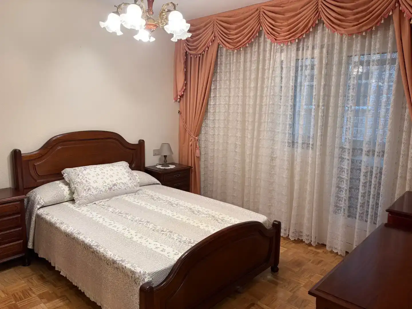 Habitación de Piso en venta en Avilés
