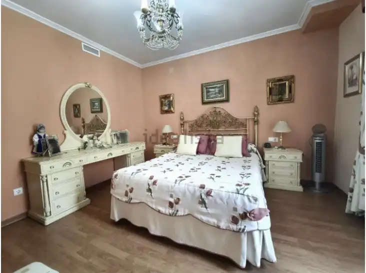 Schlafzimmer von Einfamilien-Reihenhaus zum Verkauf in Sedaví mit Klimaanlage, Terrasse und Balkon