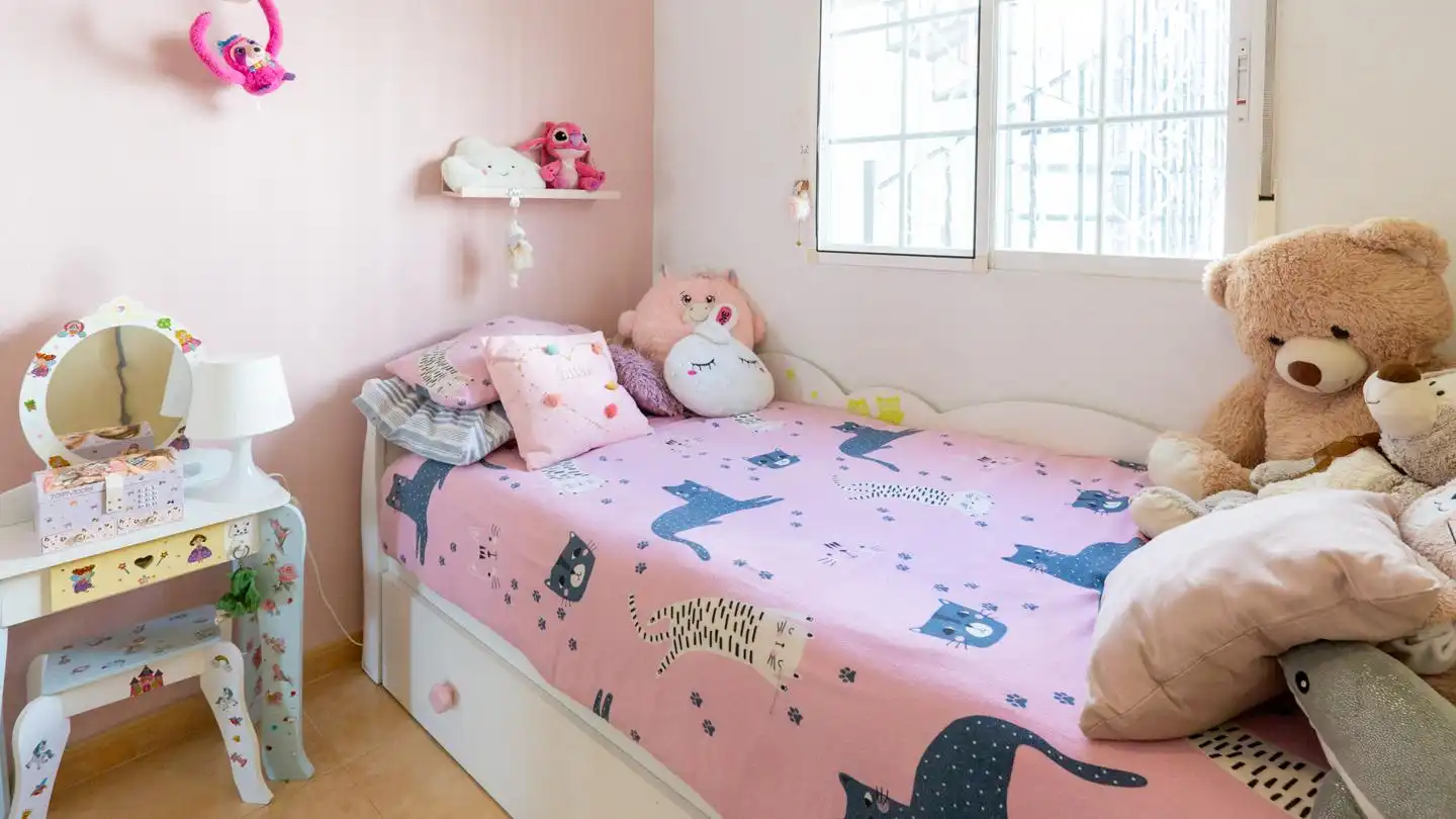 Habitación de Casa adosada en venta en Santa Pola con Aire acondicionado, Jardín privado y Terraza