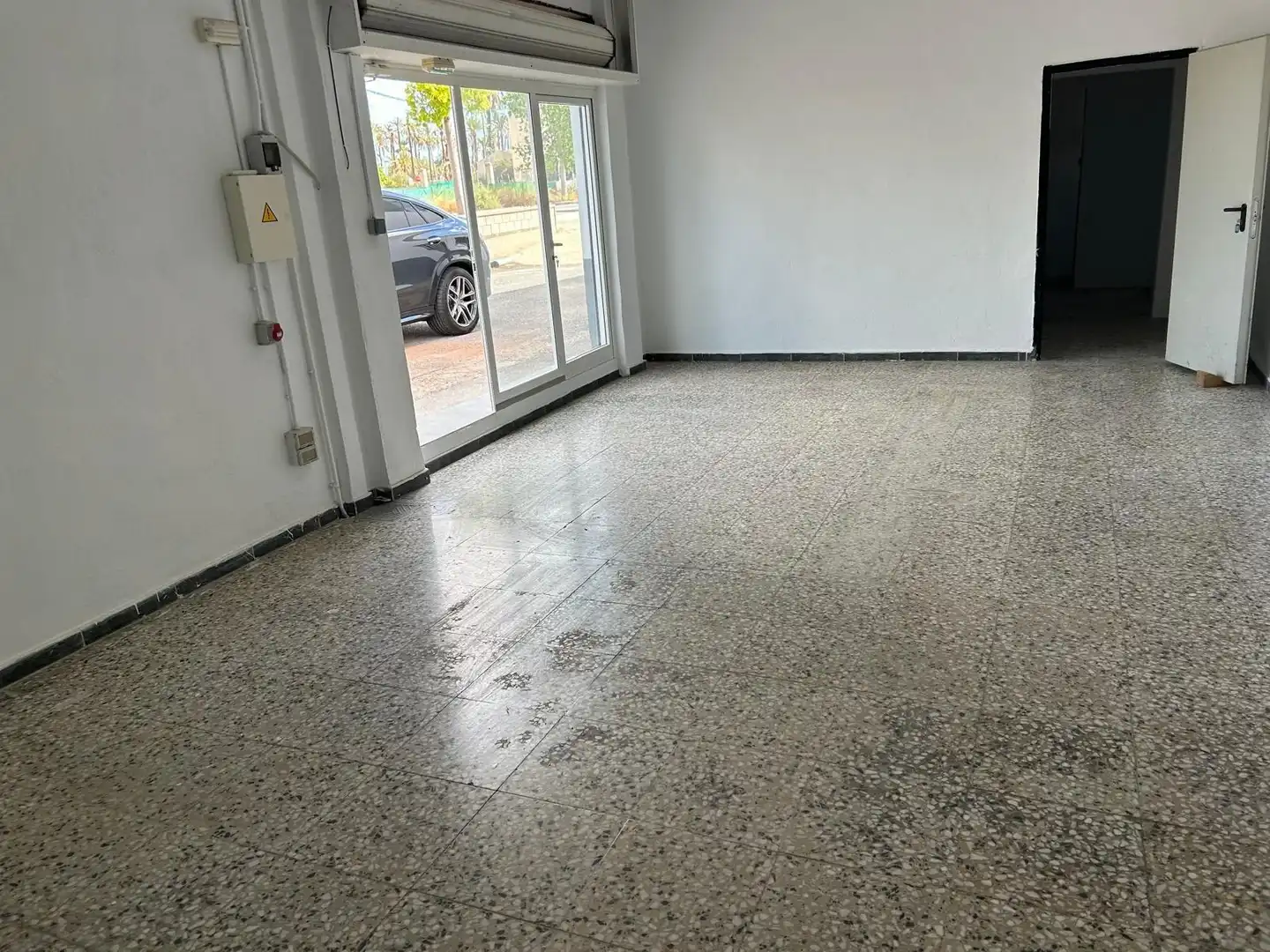 Aparcament de Local de lloguer en Algorós - El Derramador