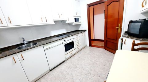 Foto 2 de Piso en venta en Gabriel Aresti Kalea, Bagatza - San Vicente, Barakaldo
