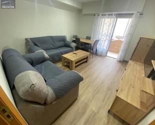 Sala d'estar de Pis de lloguer en  Albacete Capital amb Calefacció i Balcó