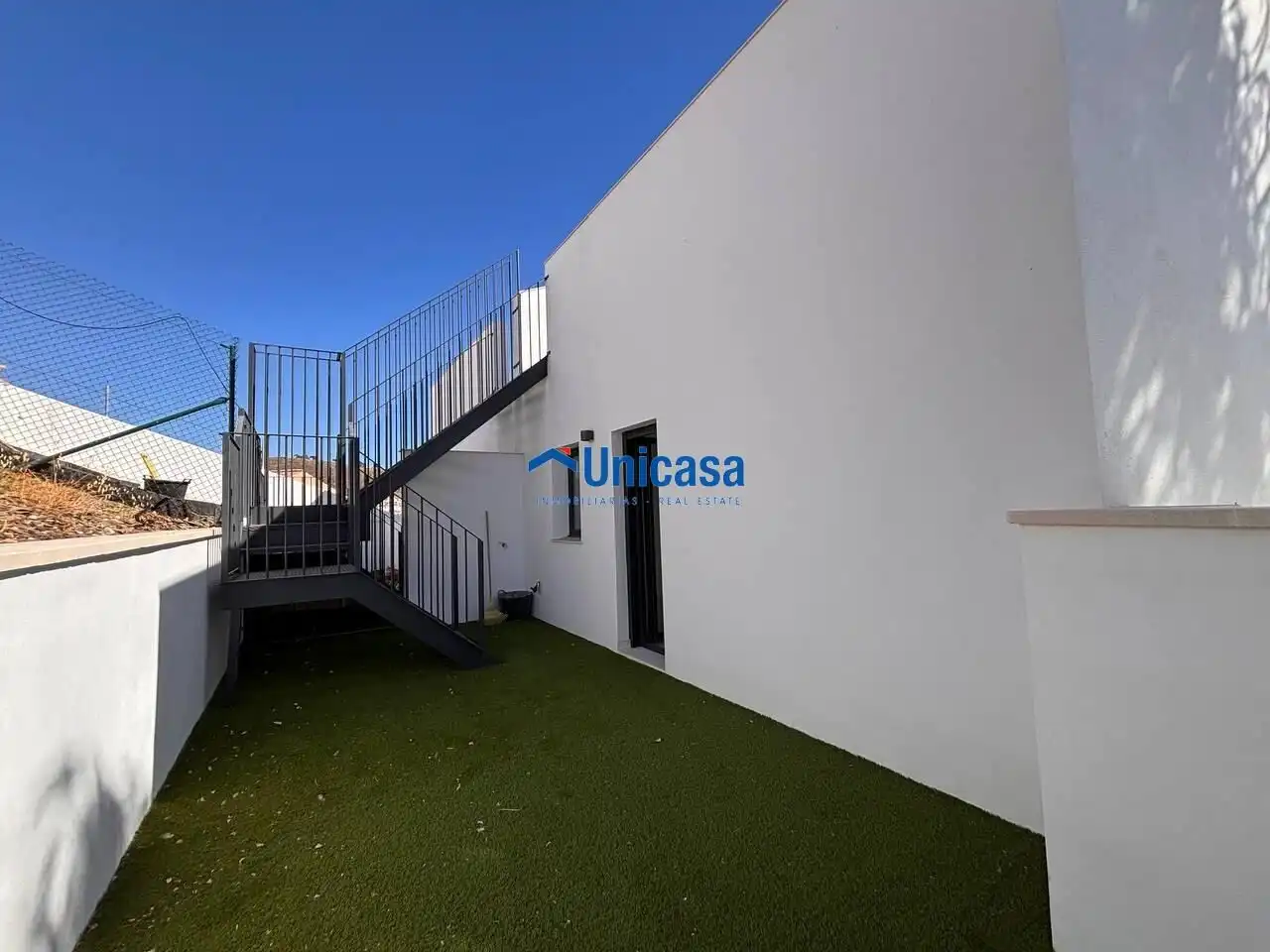 Terrace of Detached homes for sale in Puerto de la Torre - Atabal
