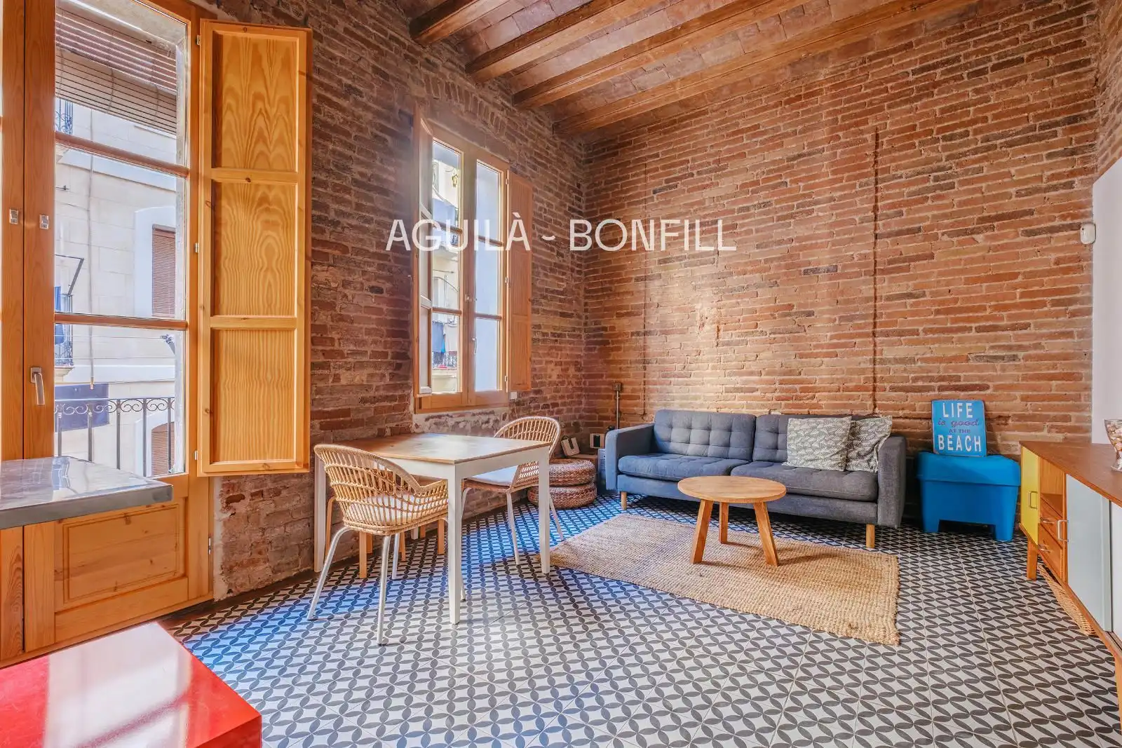 Living room of Flat for sale in Barcelona  with Terrace, Balcony and Alarm