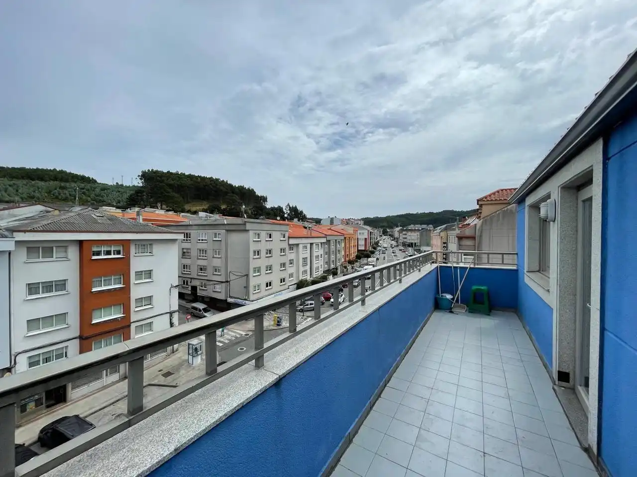 Vista exterior de Pis en venda en Arteixo amb Calefacció, Parquet i Terrassa