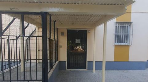 Foto 2 de Piso en venta en Orfebre Cayetano Gonzalez, La Oliva, Sevilla Capital