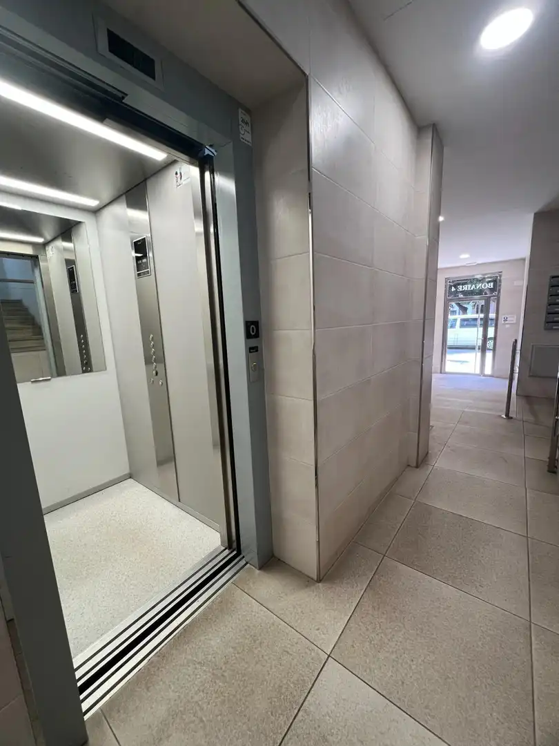 Appartement avec ascenseur à vendre à Avenida de Bonaire 4, imagen 2
