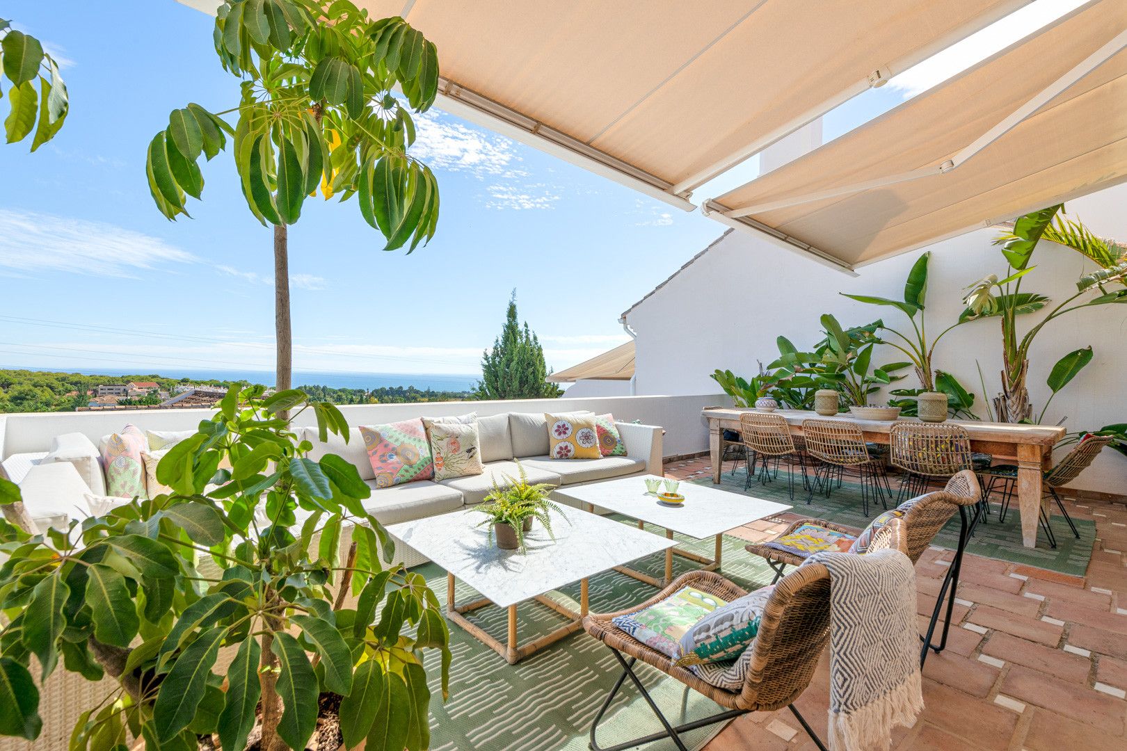 Single-family semi-detached for sale in Nagüeles Alto, Milla de Oro