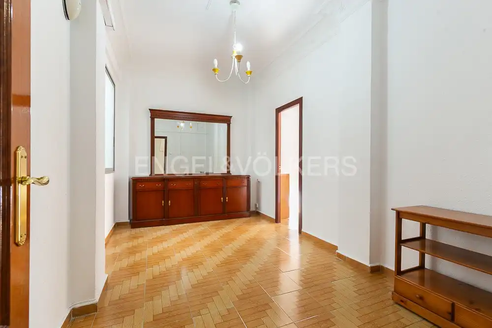 Living room of Flat for rent in Valencia  with Air Conditioner, Heating and Pets allowed