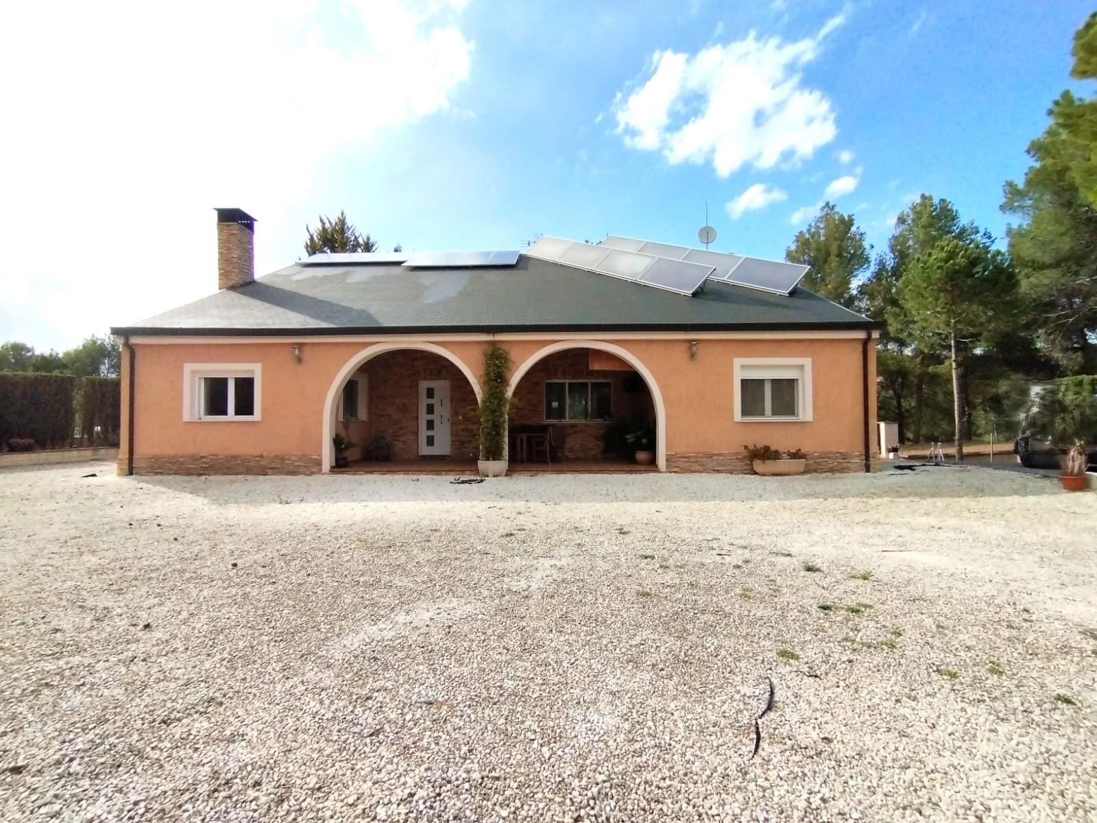 Vista exterior de Casa o chalet en venta en Alcoy / Alcoi con Calefacción, Terraza y Trastero