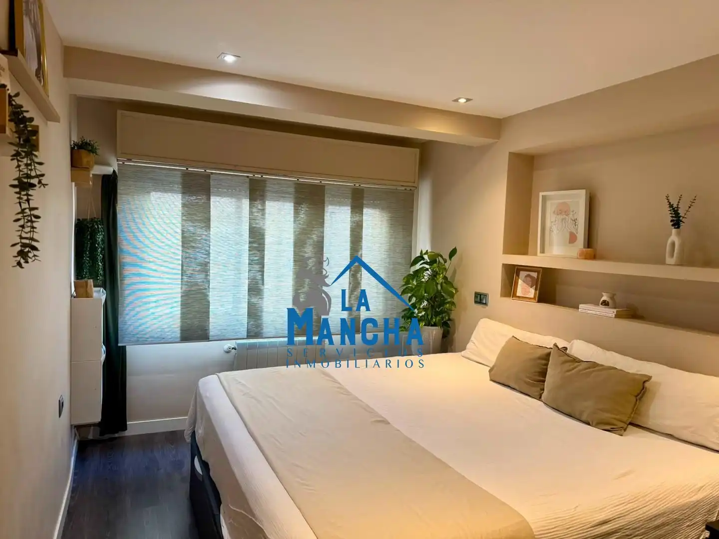 Habitación de Piso en venta en Albacete con Aire acondicionado, Calefacción y Amueblado
