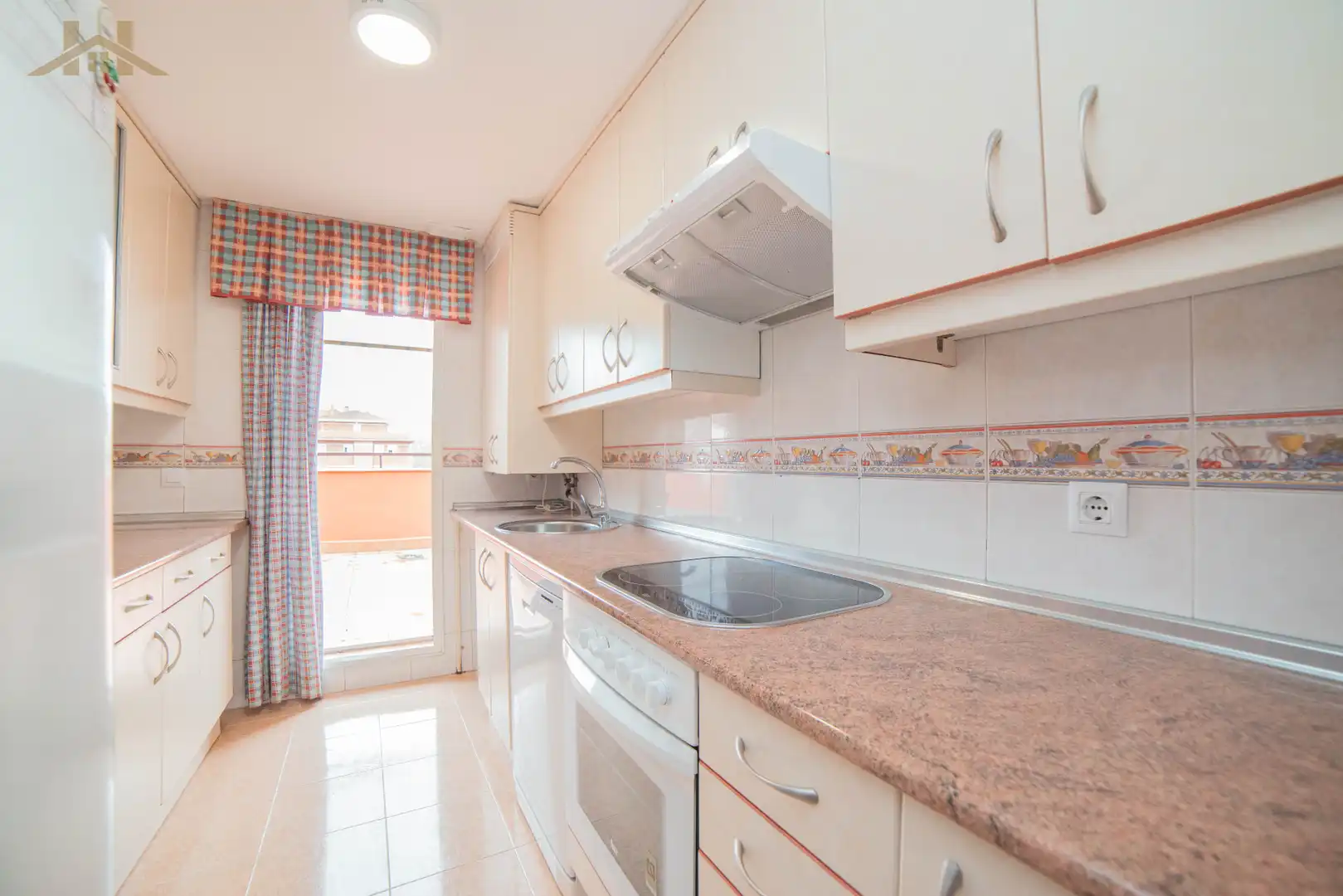Cocina de Ático en venta en Valdemoro con Terraza