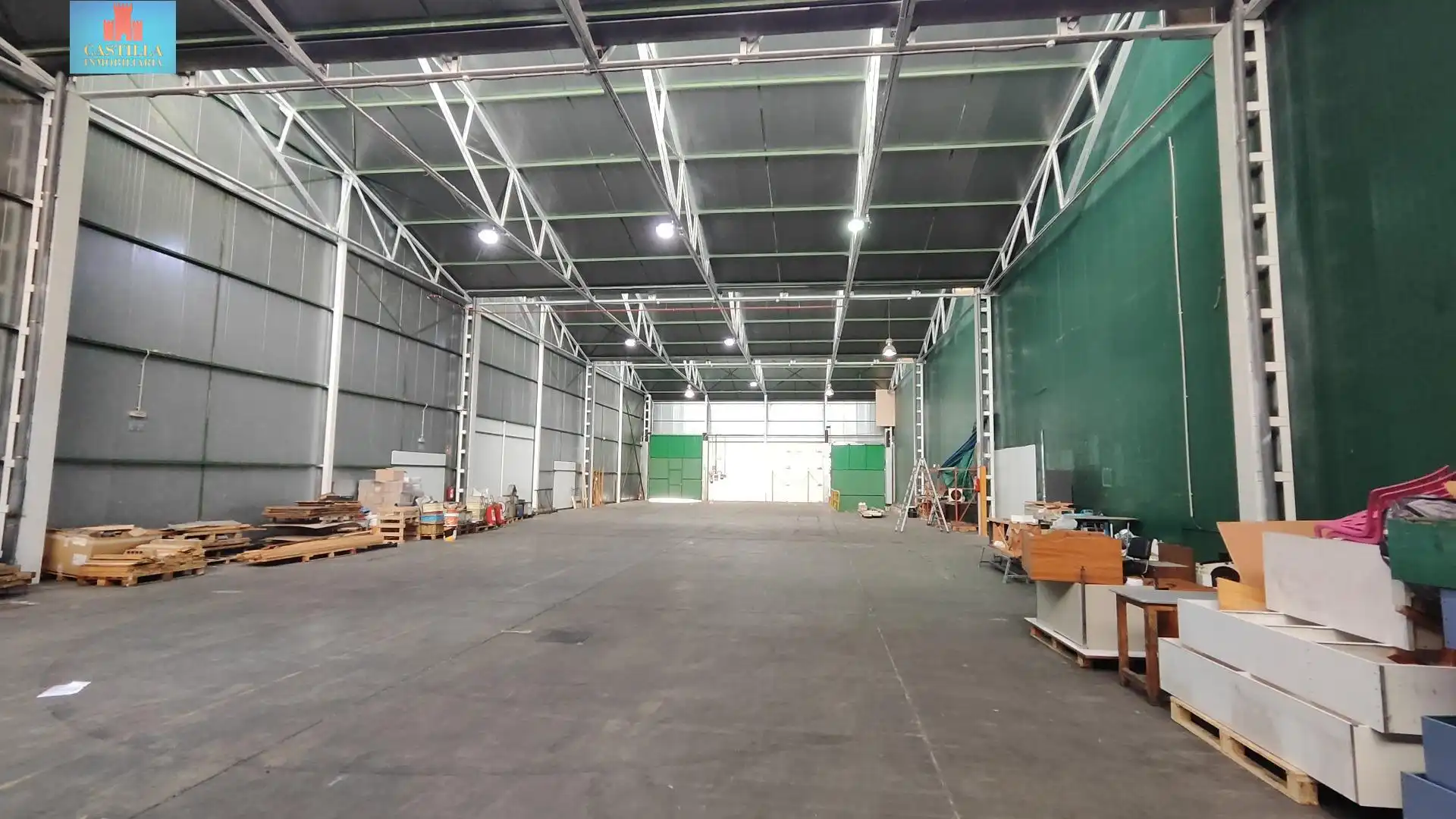 Nave industrial in vendita a Hervencias Altas - El Pinar