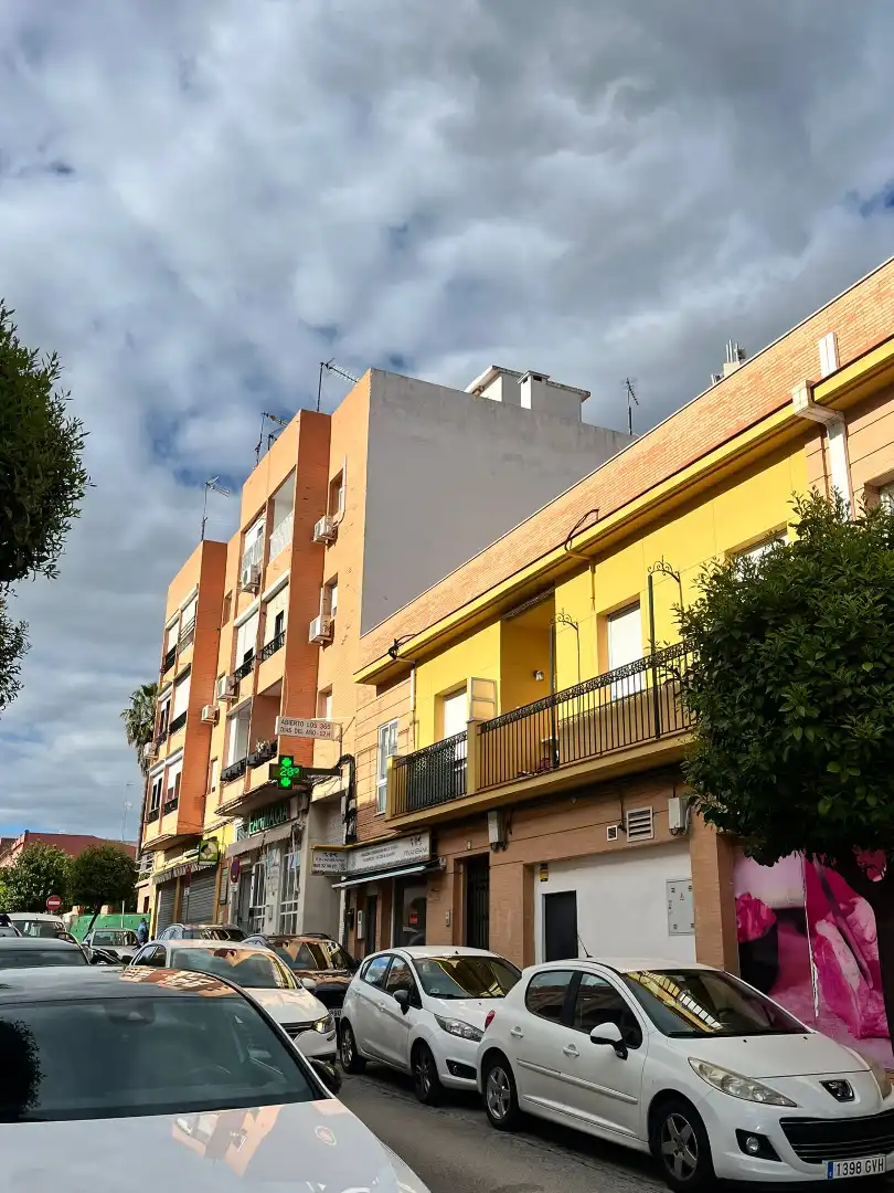 Piso en venta en Calle 28 de Febrero, 28, Avenida Juan Diego
