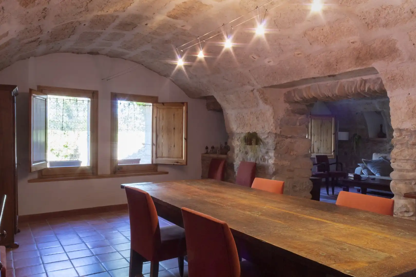 Menjador de Finca rústica en venda en Cabanelles amb Calefacció, Terrassa i Moblat
